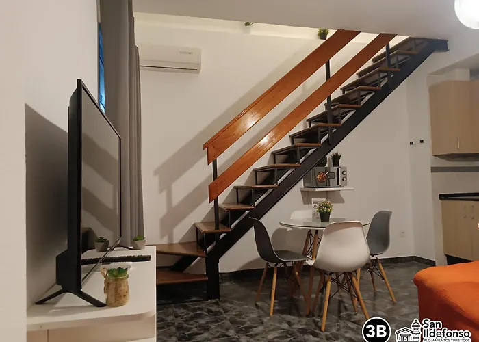 Apartamentos San Ildefonso 1ºD pleno centro